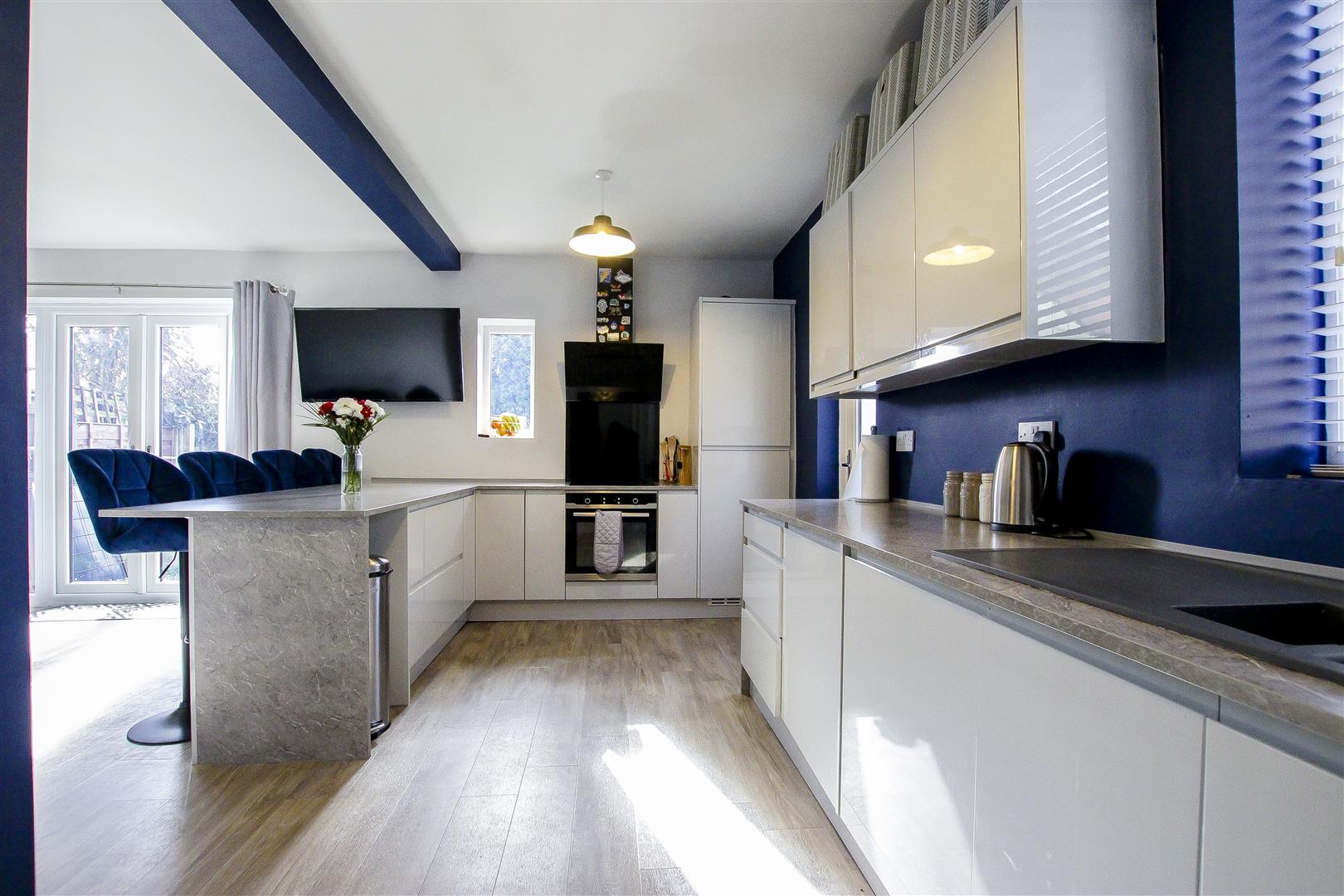 3 Bed Semi-detached House For Sale - Main Image